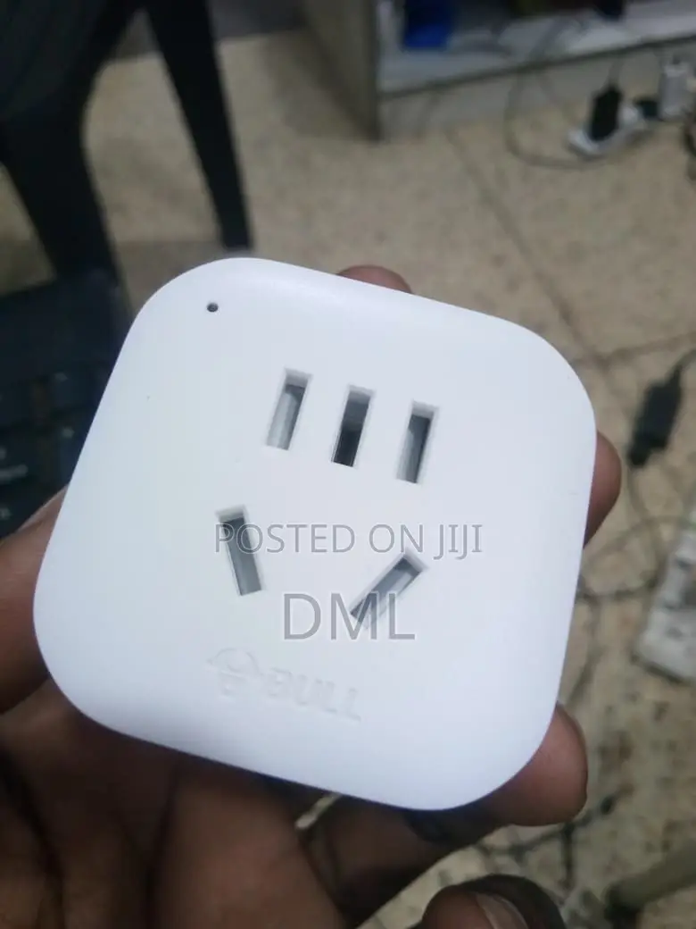 Travel Power Adapter