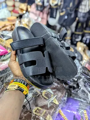 New Post- Operative Shoe or Medical Walking Boot