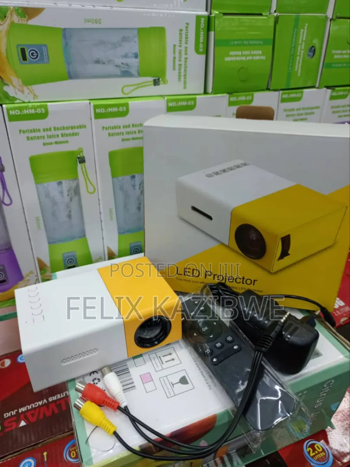 Yg-300 Portable Mini Projector