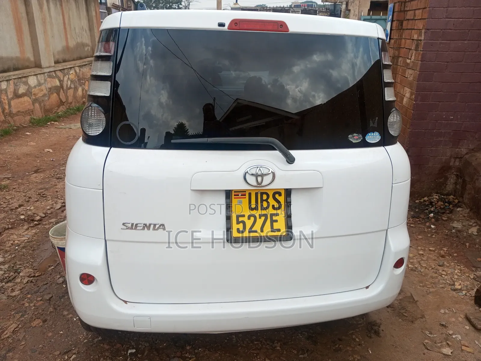 Toyota Sienta 2008 White