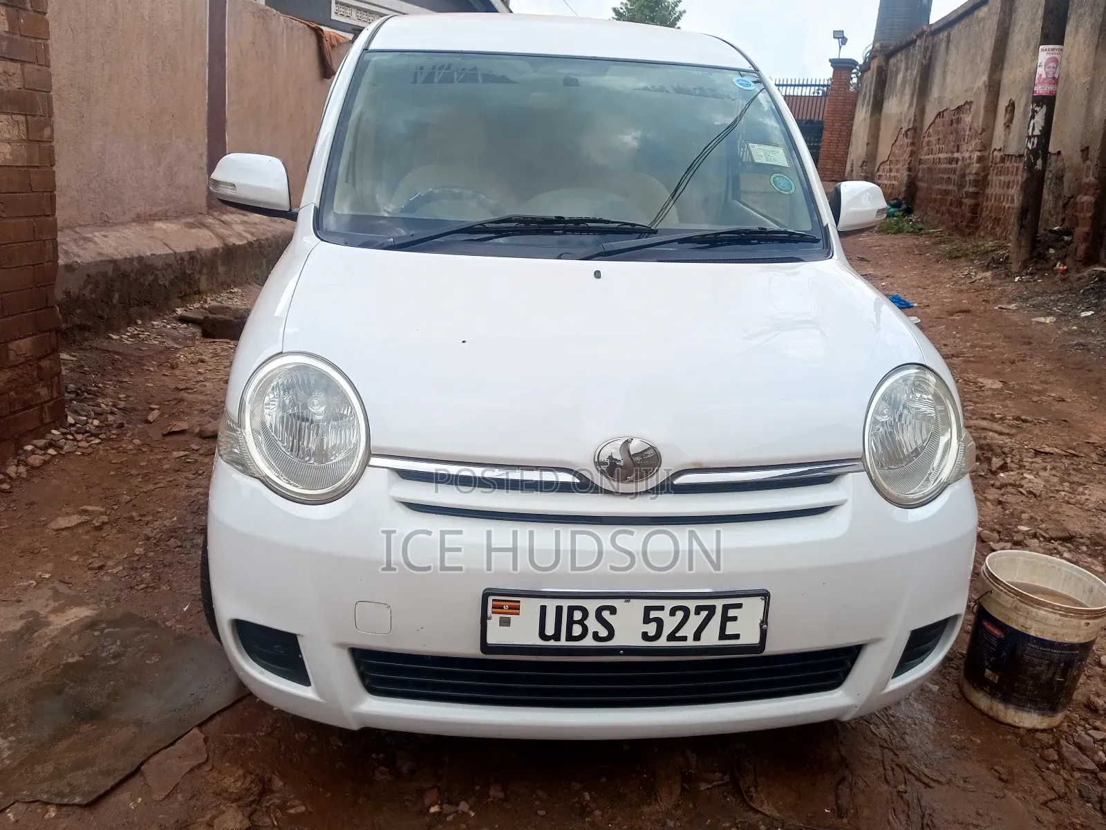 Toyota Sienta 2008 White