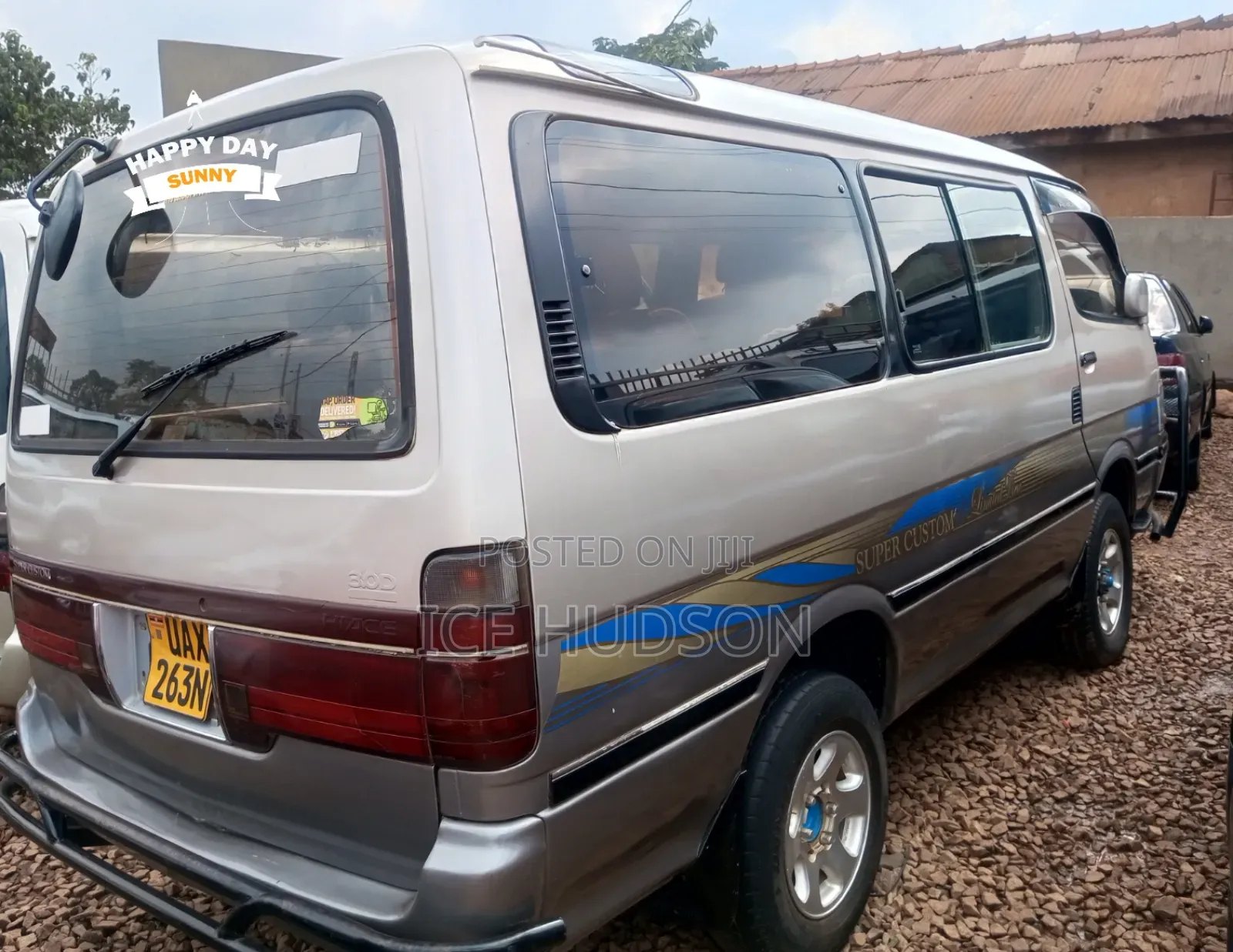 Toyota HiAce 2002