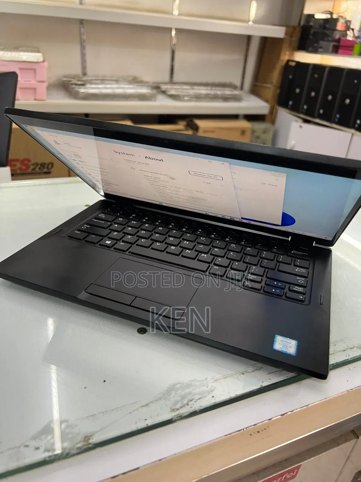 Laptop Dell Latitude 7390 16GB Intel Core i7 SSD 256GB