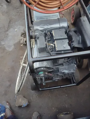 Lister Peter Generator