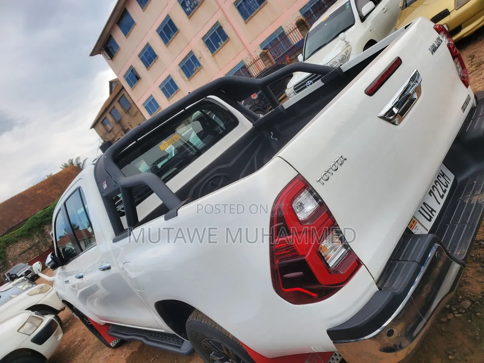Toyota Hilux 2016 White