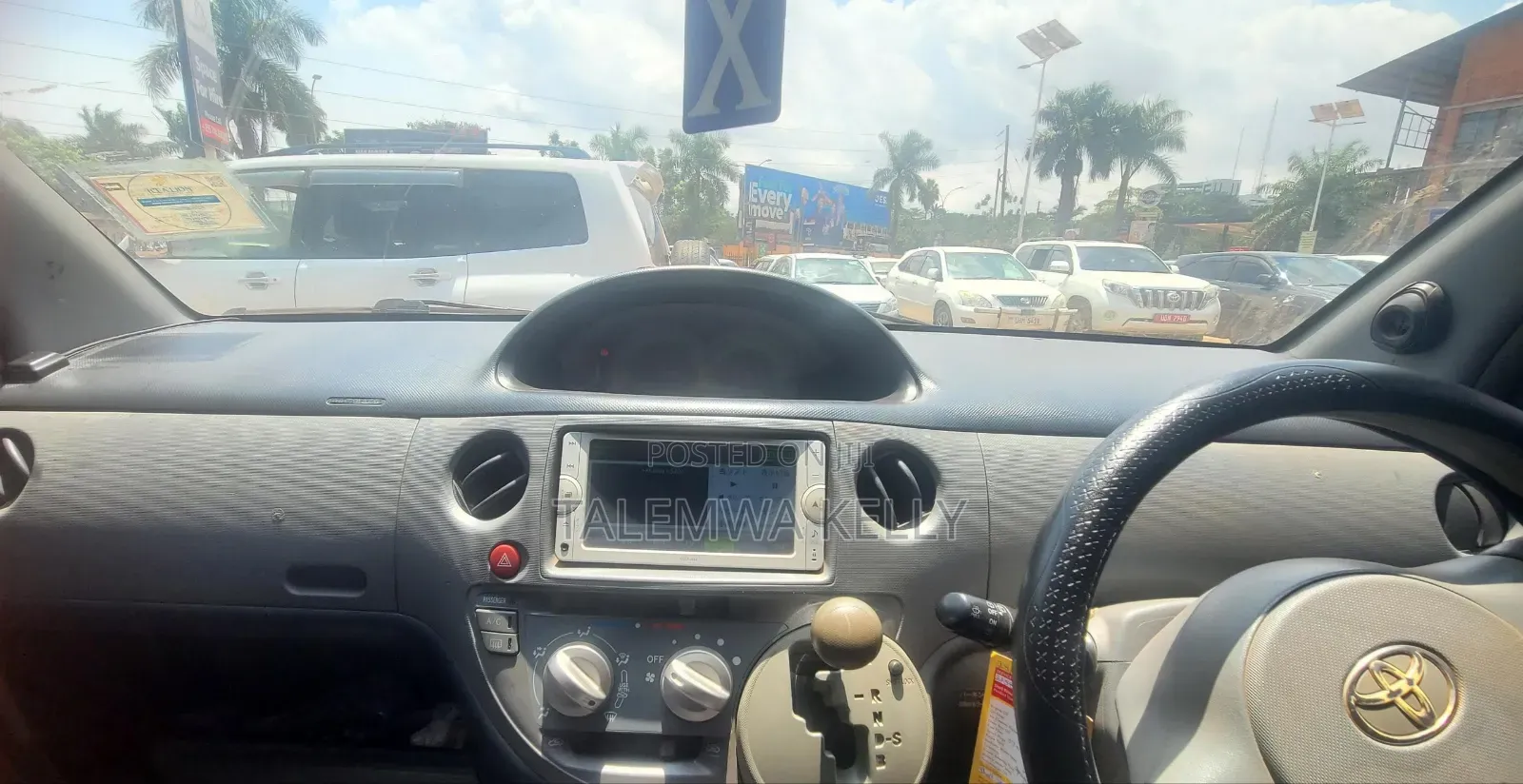 Toyota Sienta 1.5 AWD 2006 Silver