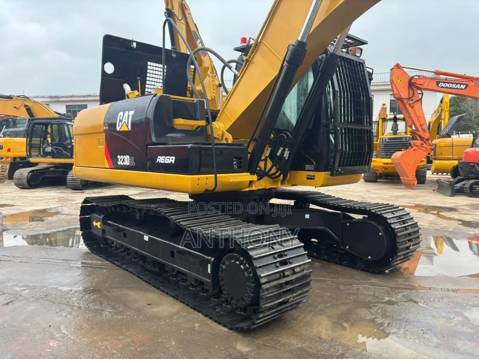 Cat 323d2l