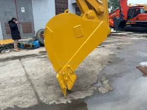 Cat 323d2l