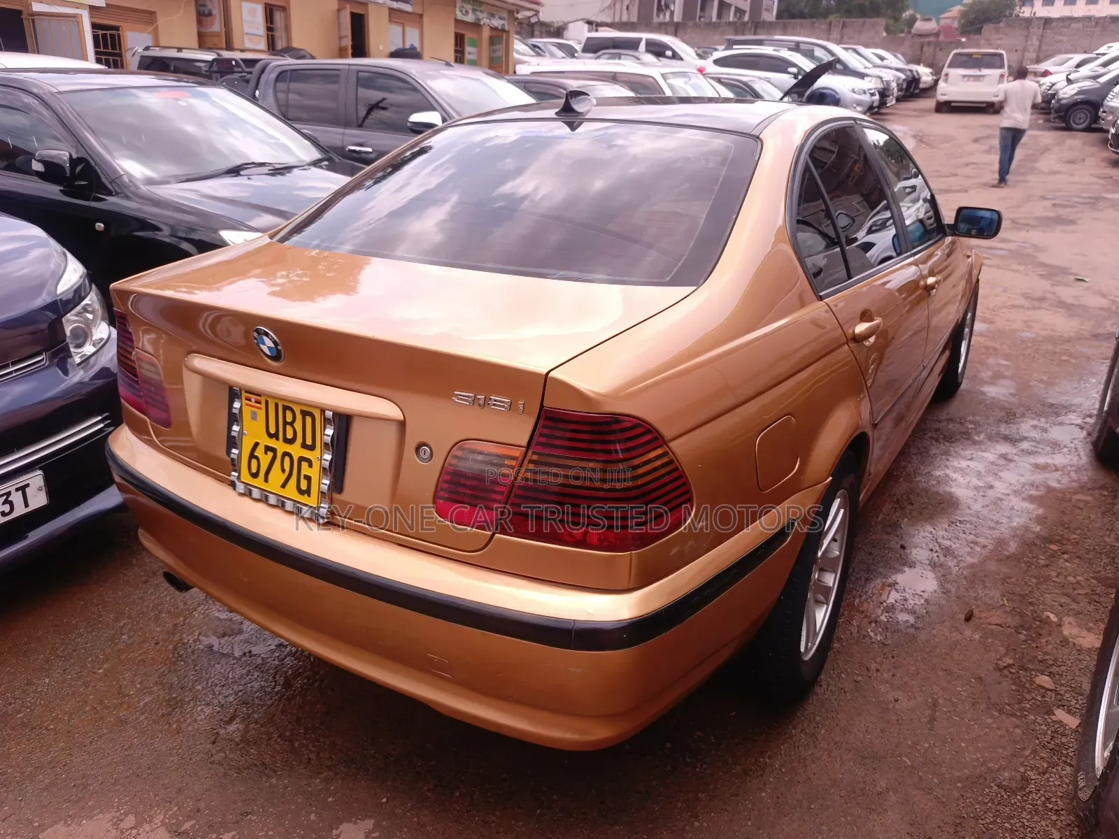 BMW 318i 2006 Gold