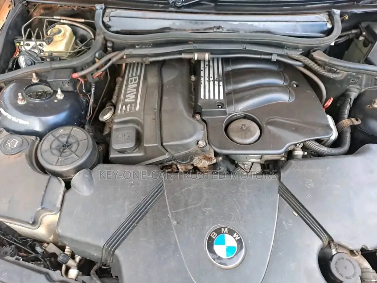 BMW 318i 2006 Gold