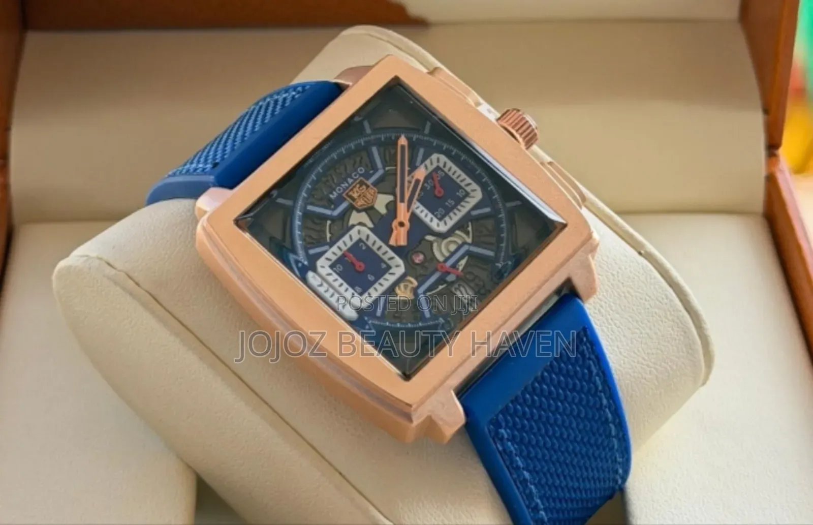 Men's Stylish Wrist Watch Blue Rubber Belt