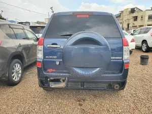 Suzuki Escudo 2010 Blue