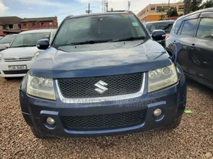 Suzuki Escudo 2010 Blue