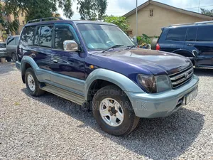 Toyota Land Cruiser Prado 2004 Blue