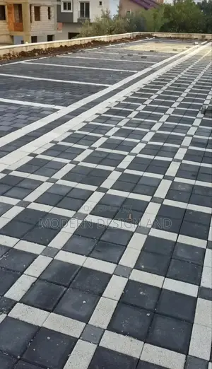 White and Black Stone Slate Pavers