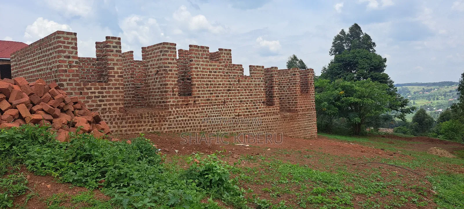50 by 100 in Kyasanku Mpigi