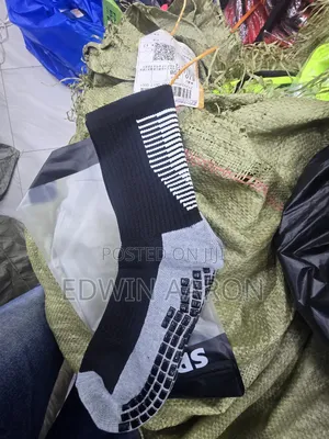 Short Spirts Grip Socks
