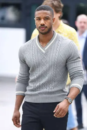 Baracuta Cable Knit v-Neck Sweater.