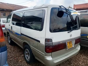 Toyota HiAce 2003 White