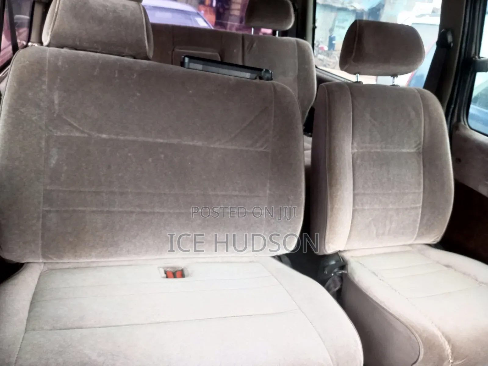 Toyota HiAce 2003 White