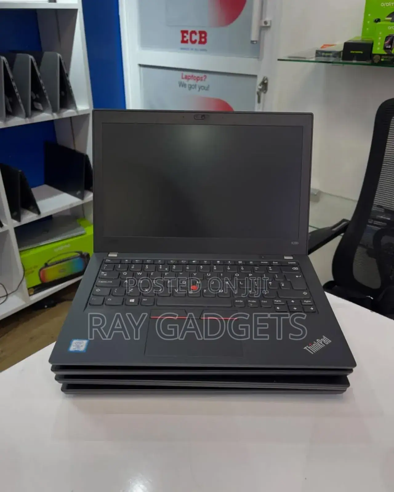 New Laptop Lenovo ThinkPad X280 8GB Intel Core i7 SSD 256GB