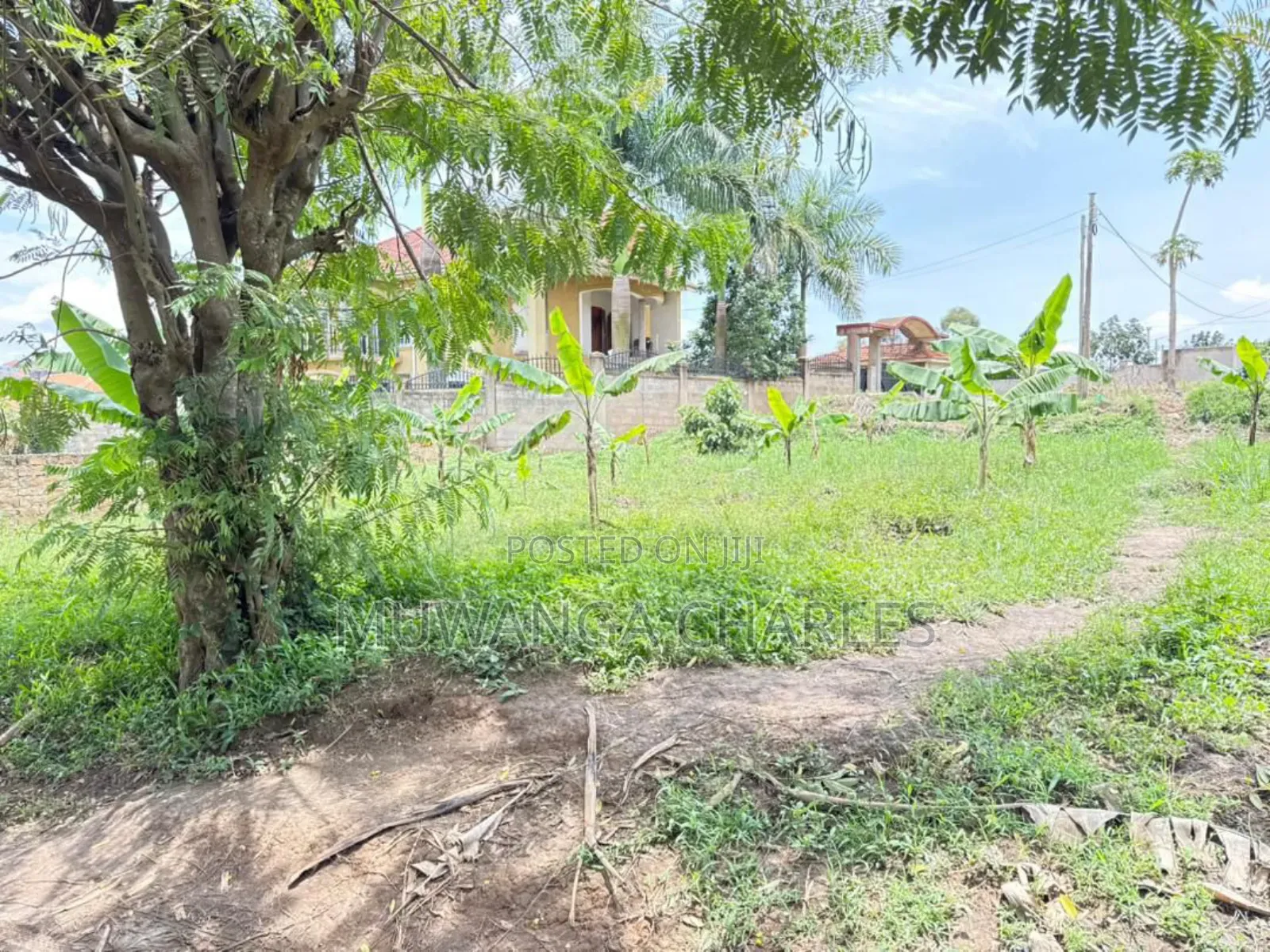 Plot on Sale in Bwebajja