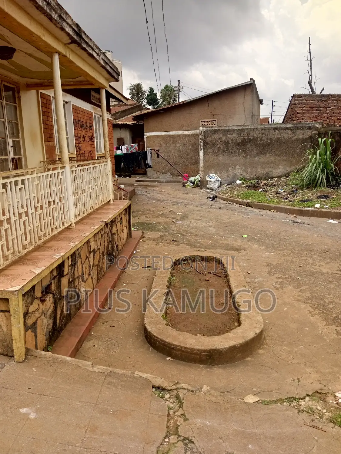 3bdrm Bungalow in Namugoona, Rubaga for sale
