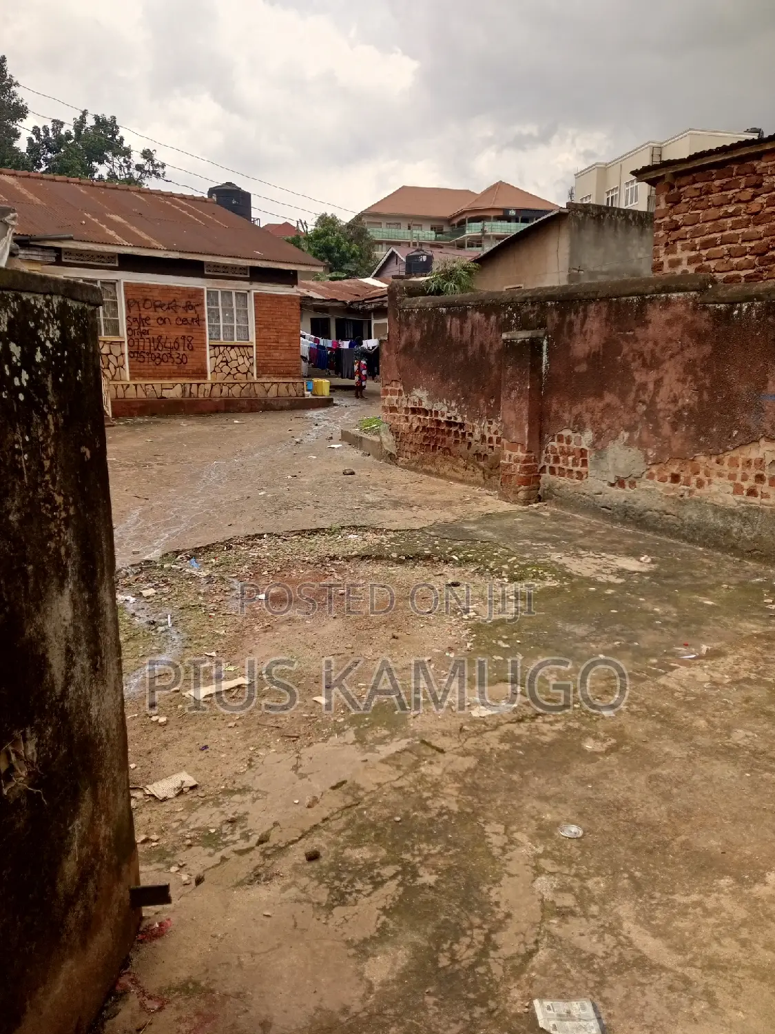 3bdrm Bungalow in Namugoona, Rubaga for sale