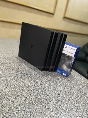 Ps4 Console 1 Pad Chipped