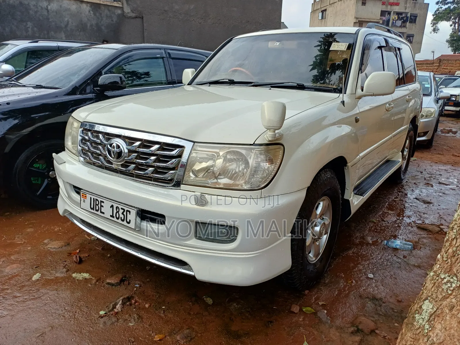 Toyota Land Cruiser 2006 White