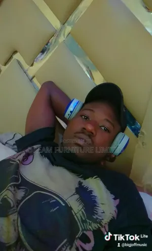 Dj Joff Mixing