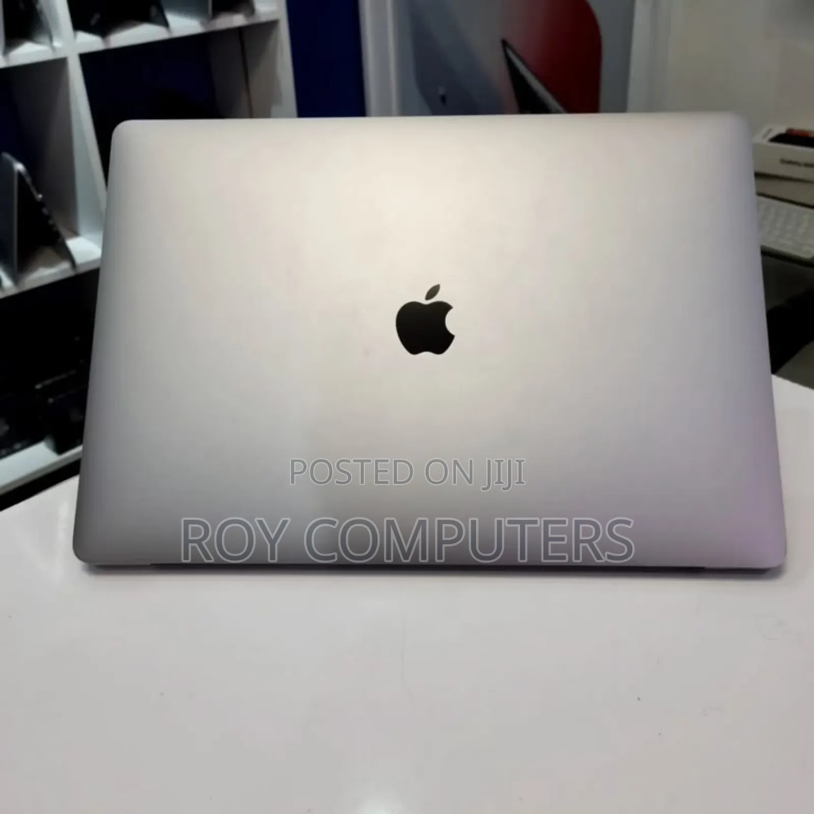 New Laptop Apple MacBook Pro 2019 16GB Intel Core i7 SSD 512GB
