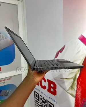 New Laptop Dell Latitude 5300 8GB Intel Core i5 SSD 256GB