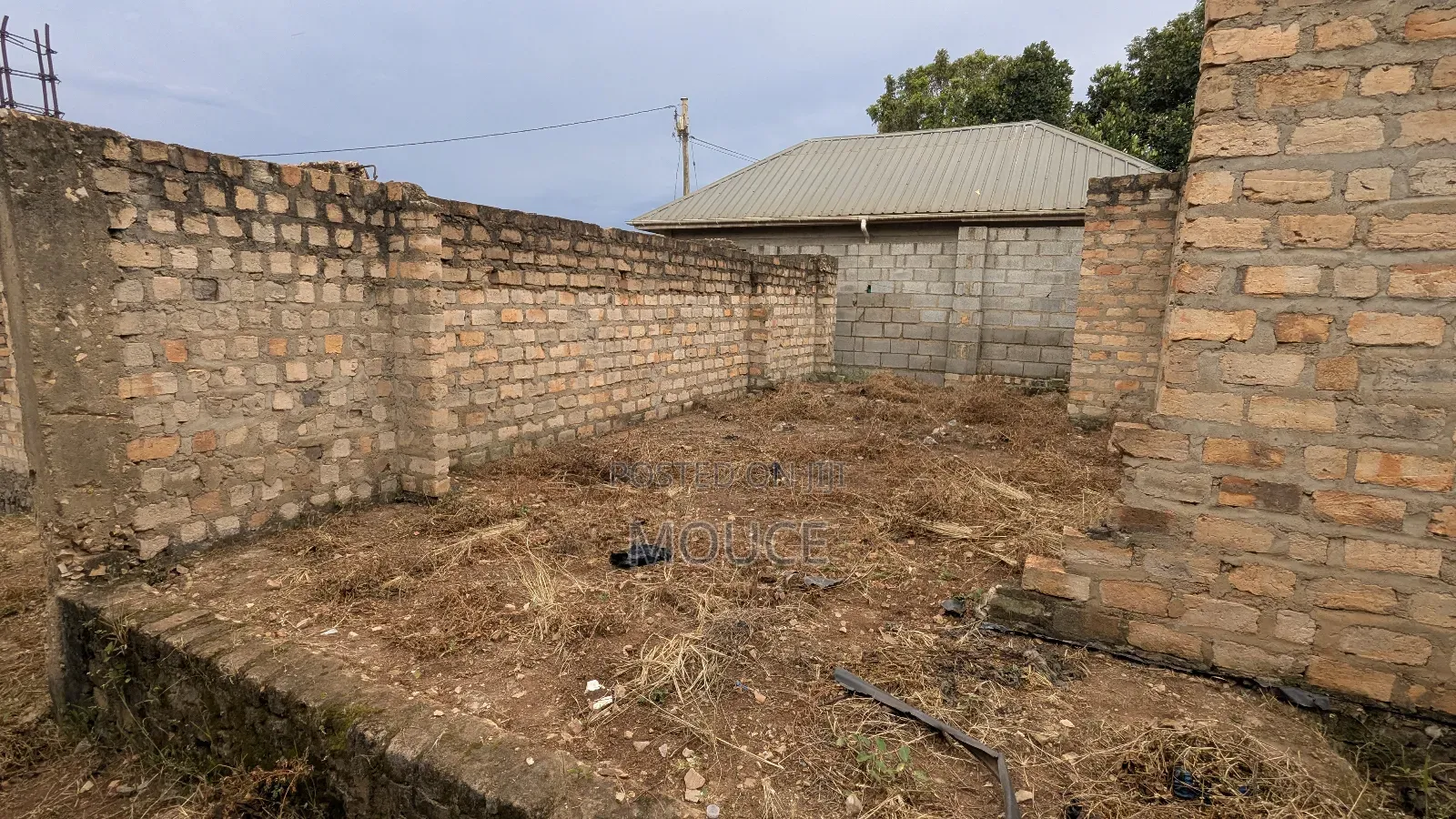 2bdrm House in Lwasa Stage, Makindye for sale