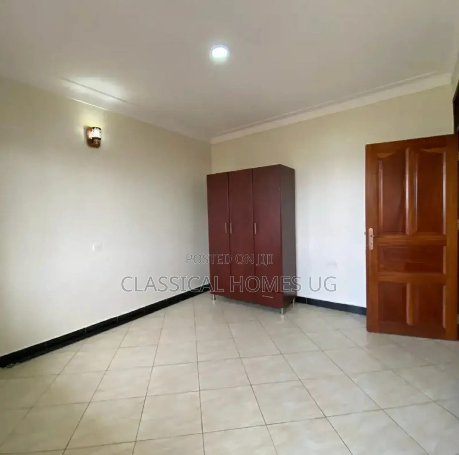 3bdrm Apartment in Muyenga, Central Division for rent