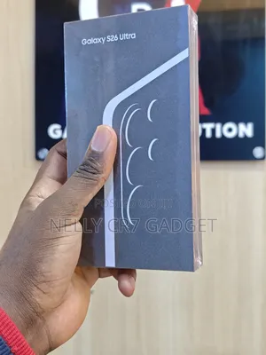 New Samsung Galaxy S26 Ultra 5G 256 GB Gray