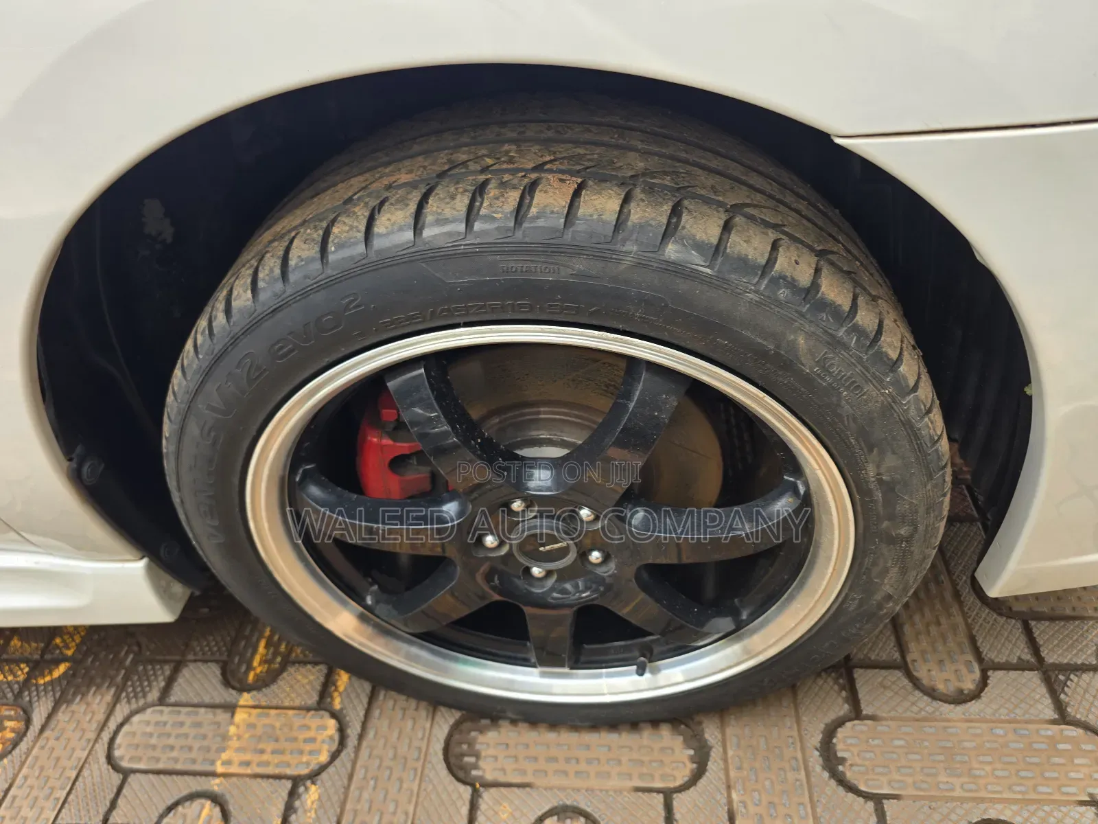 Subaru Legacy 2012 White