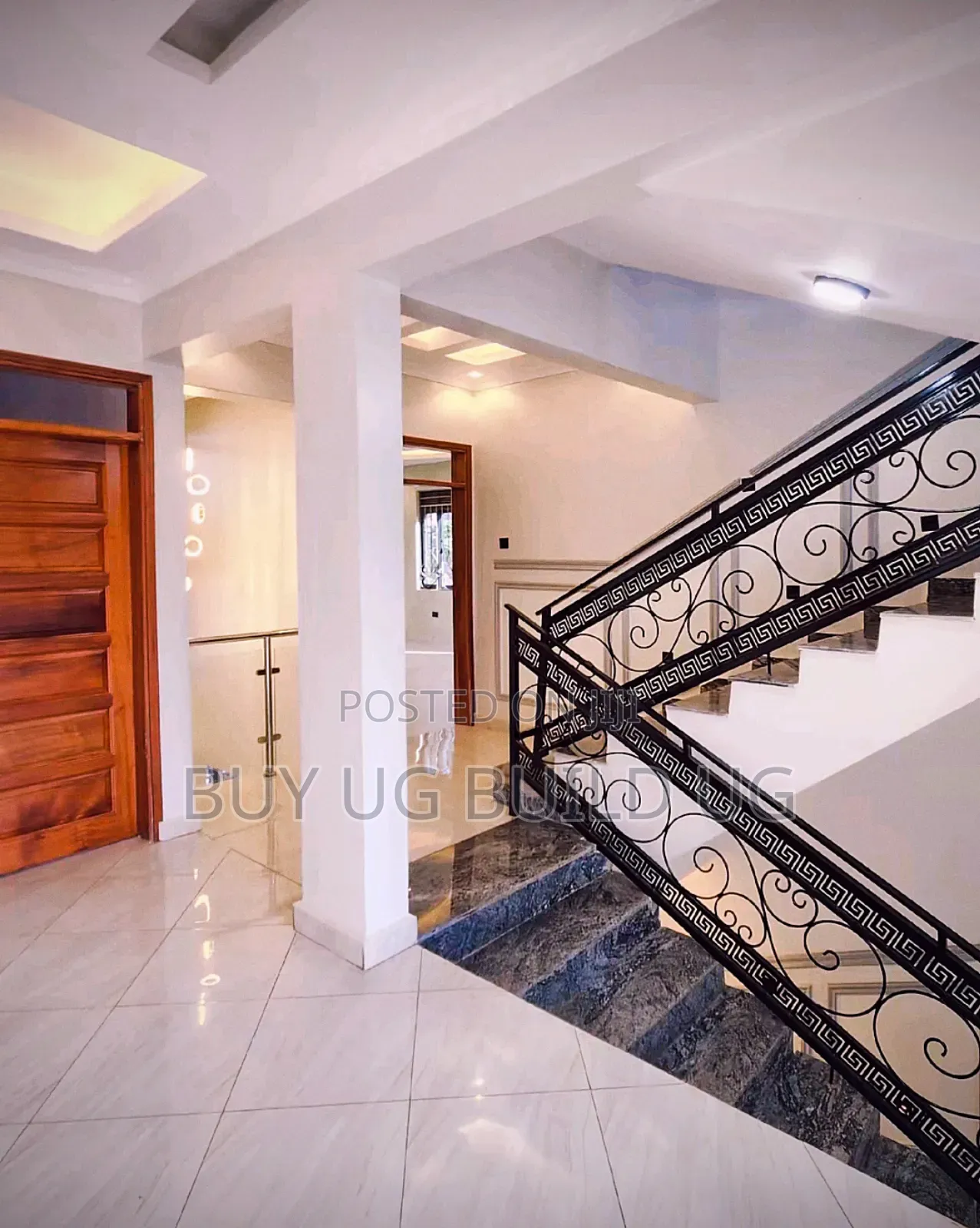 5bdrm Maisonette in Kira Mulawa, Central Division for sale