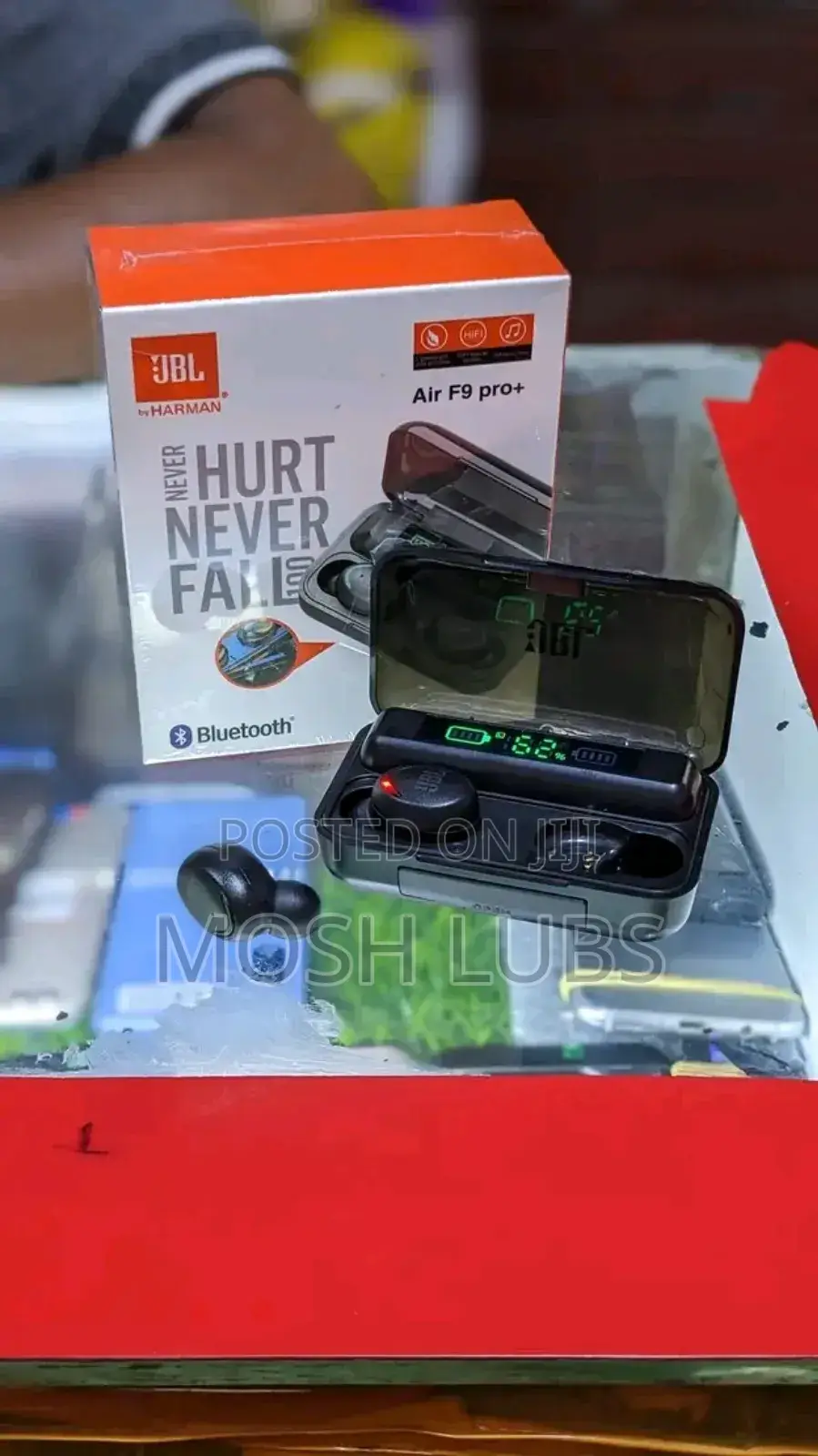JBL Superb Bass Earbuds With Spare Buds