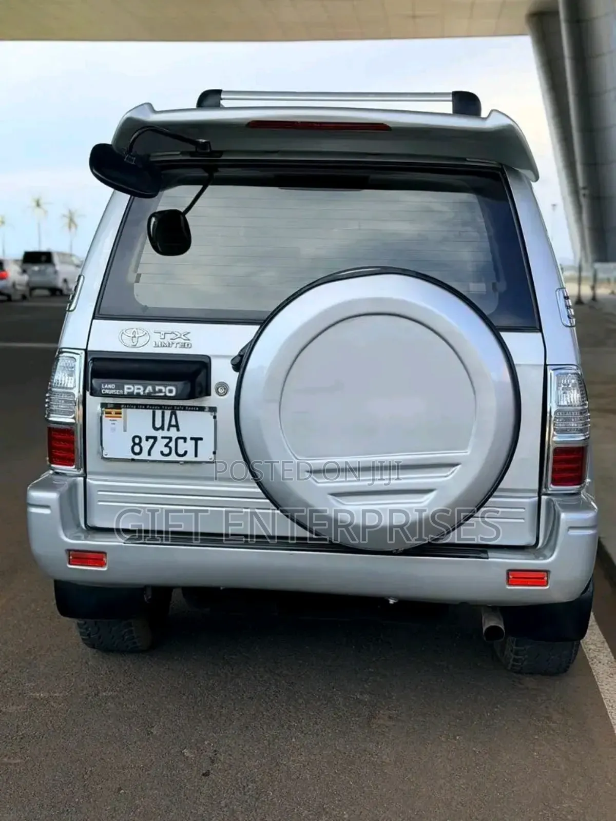 Toyota Land Cruiser Prado 2000 White