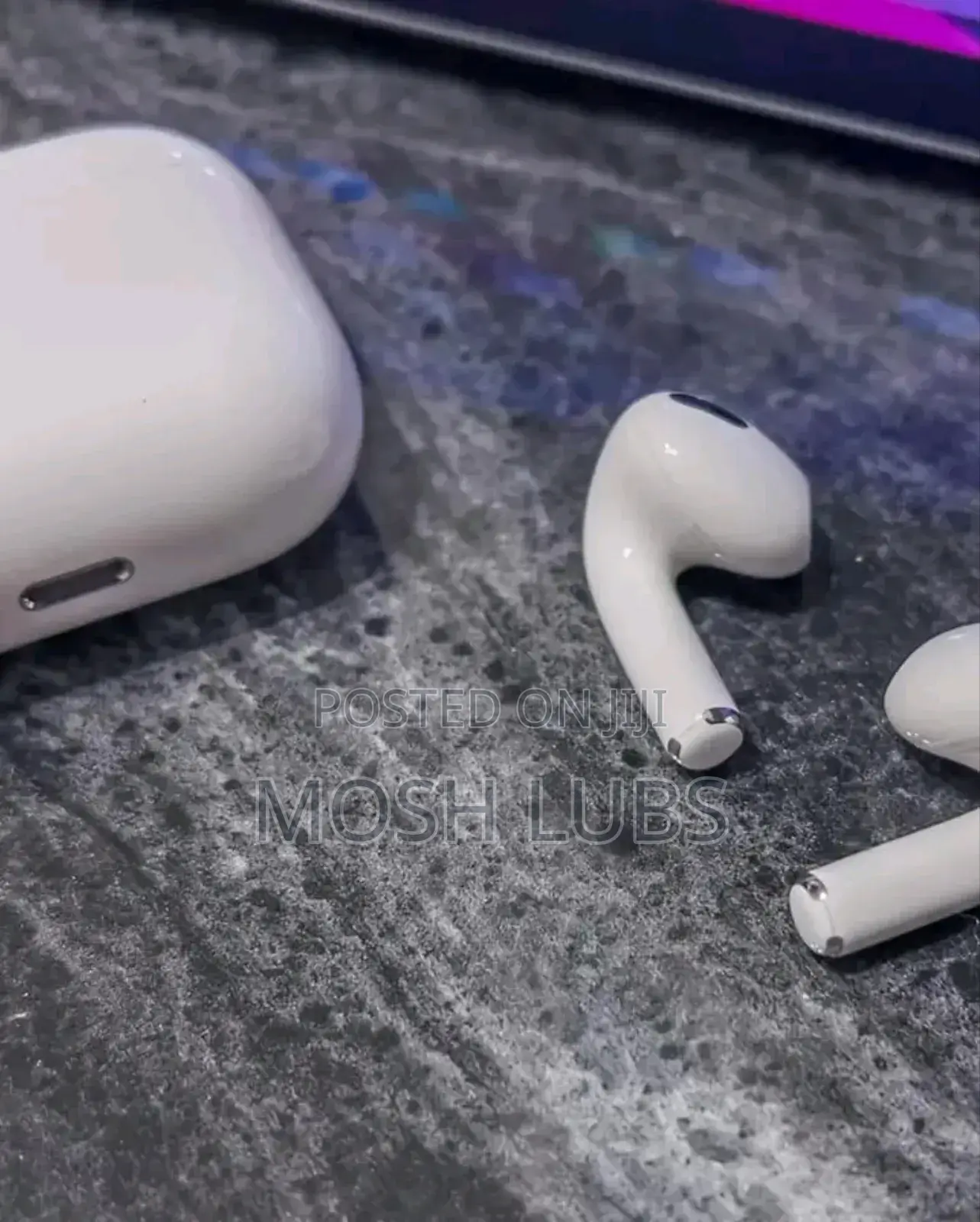 Airbuds 5 Super Bass
