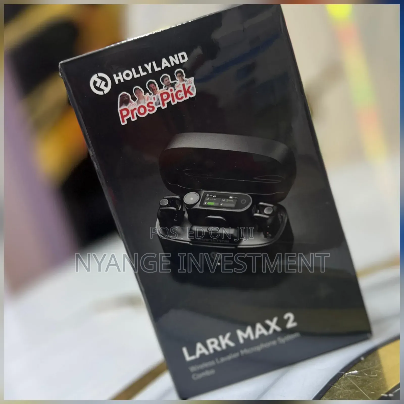 Hollyland Lark Max 2 Wireless Microphones. Microphone