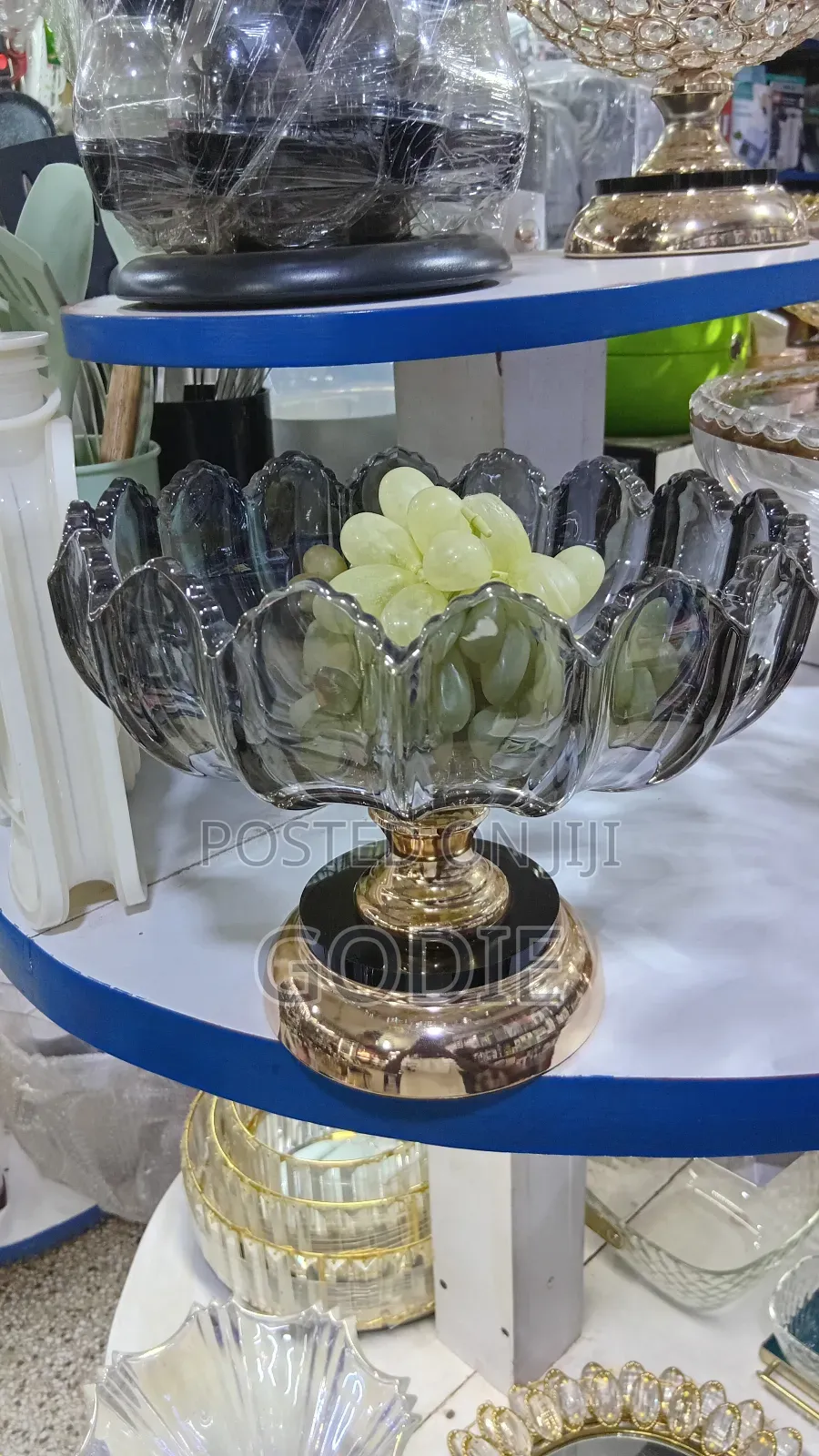 Glass Fruit Bowl Featuring a Scalloped Edge Design and a Metallic Gold