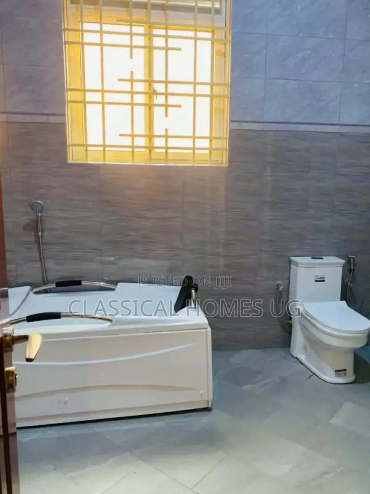 5bdrm Duplex in Ntinda, Central Division for rent
