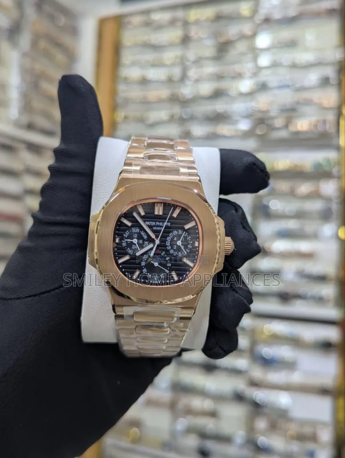 Men's Original Patek Philippe Geneva Wrist Analog Time Piece