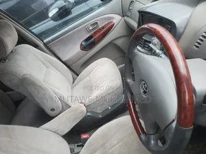 Toyota Estima 2007 White