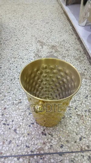 Decorative Golden Stainless Steel Champagne and Wine Ice Bucket.