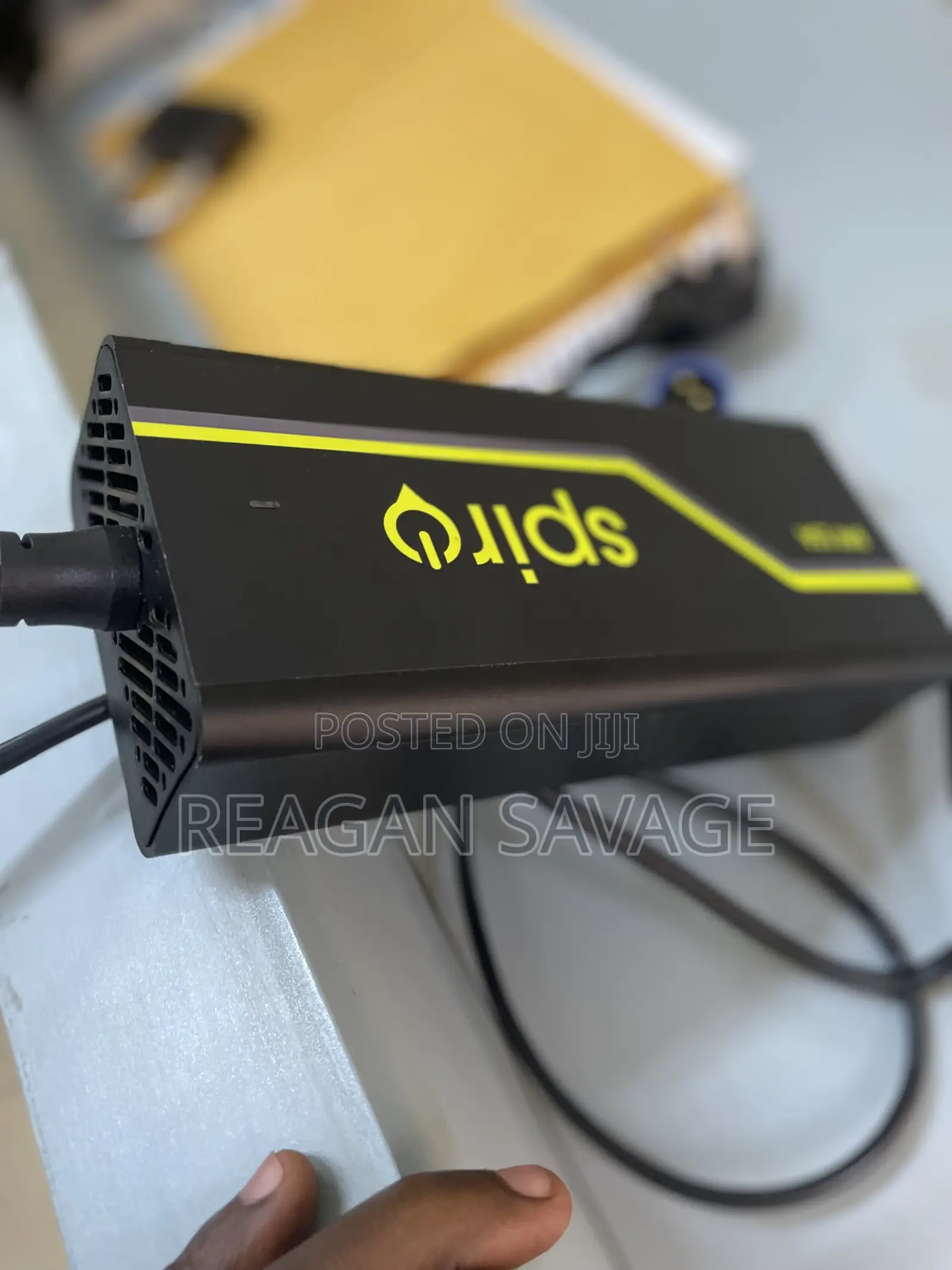 Spiro Original Charger