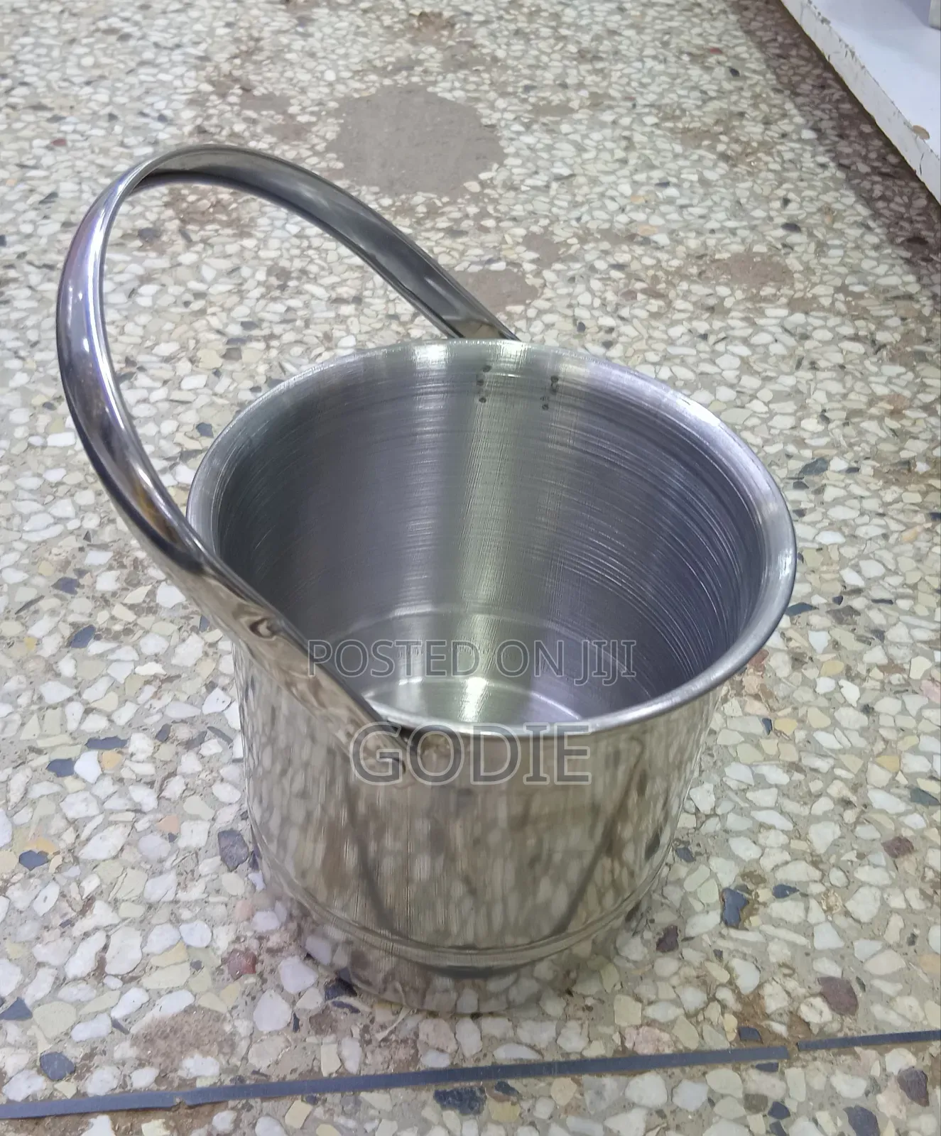 Stainless Steel Ice Bucket With a Handle,