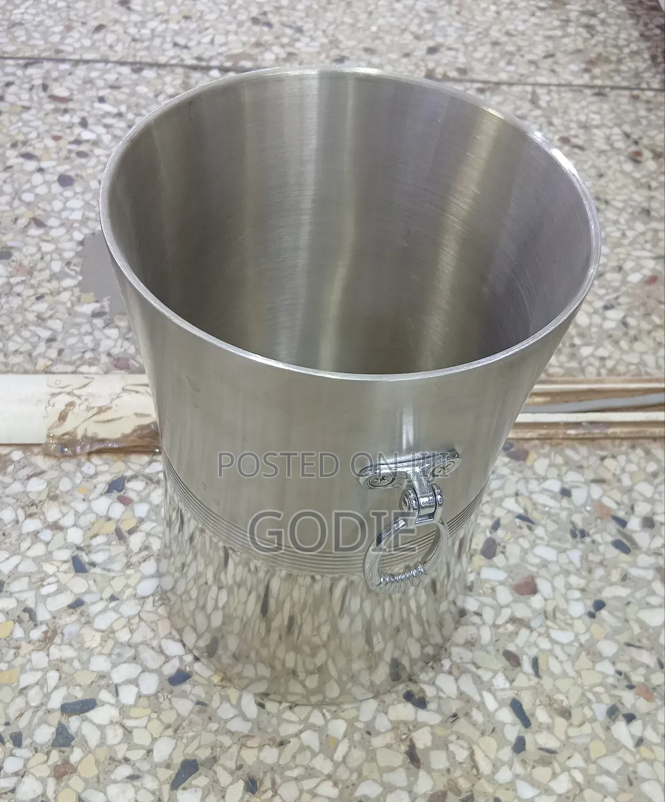 Stainless Steel Ice Bucket Used for Cooling Wine or Champagne.